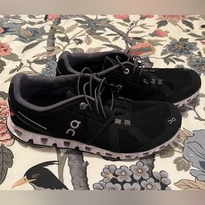 On Cloud Women’s Running Shoe